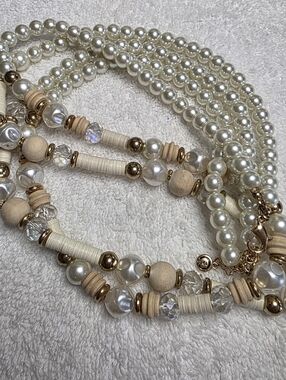 C 1946 Cream an Gold-tone Mixed Glass, Acrylic, and Wood 2-Strand Necklace